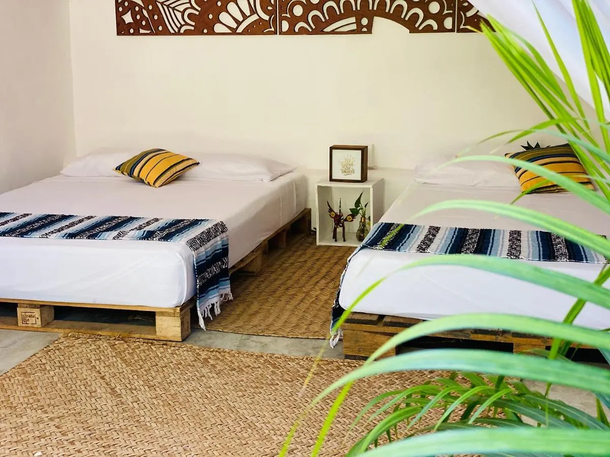 El Buho Bacalar Eco-Cabanas Hostal Camping