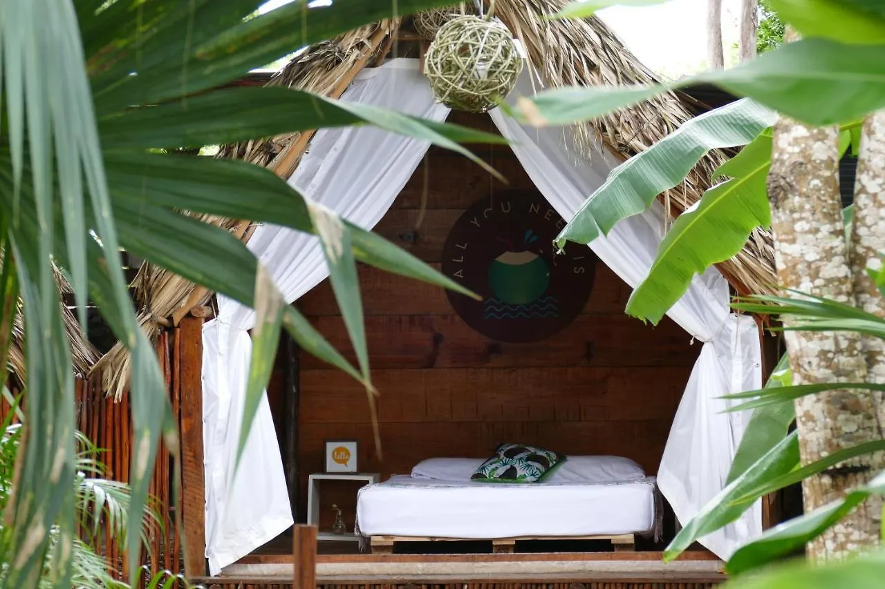 El Buho Bacalar Eco-Cabanas Hostal Mexico
