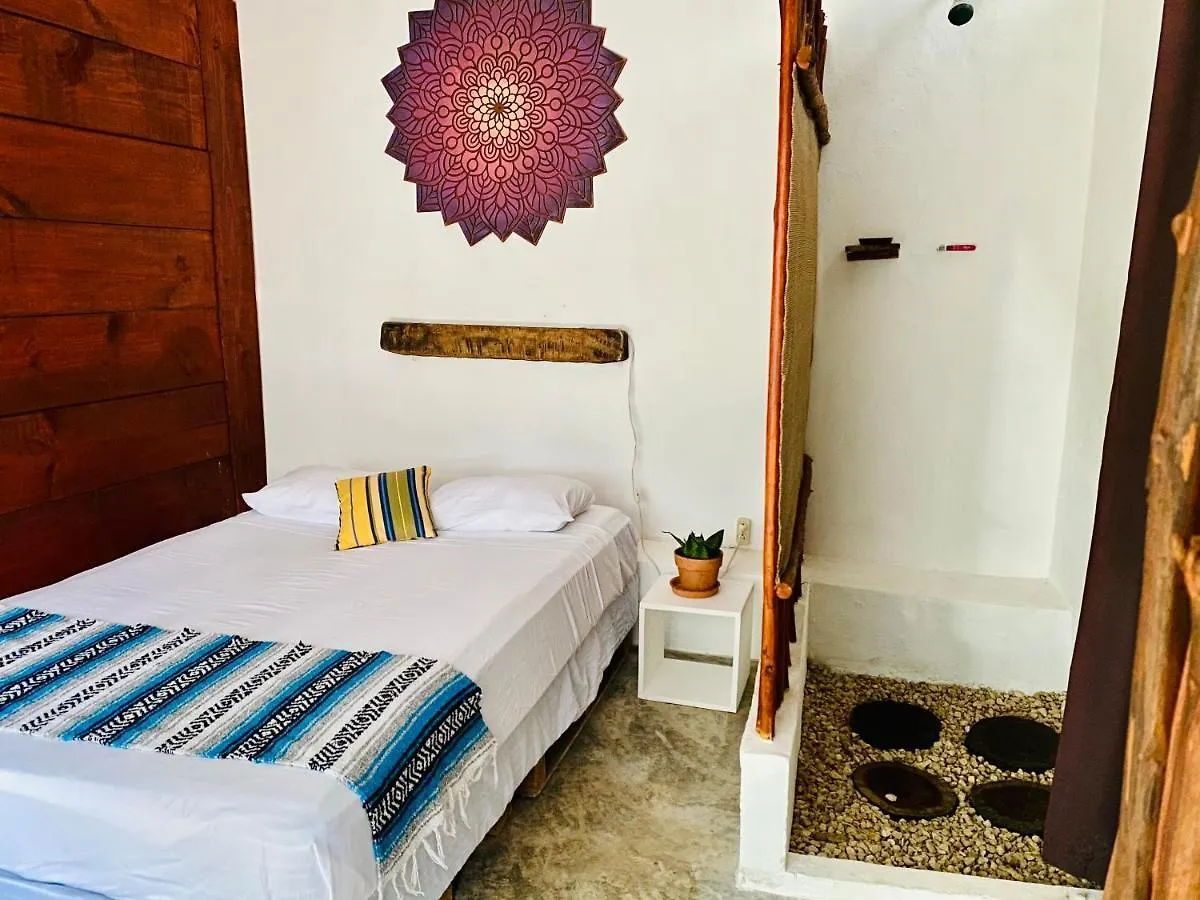 El Buho Bacalar Eco-Cabanas Hostal Camping