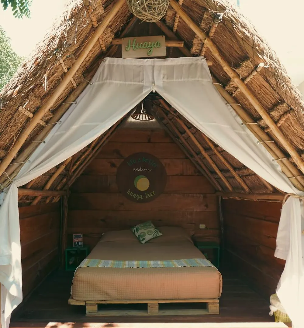 El Buho Bacalar Eco-Cabanas Hostal