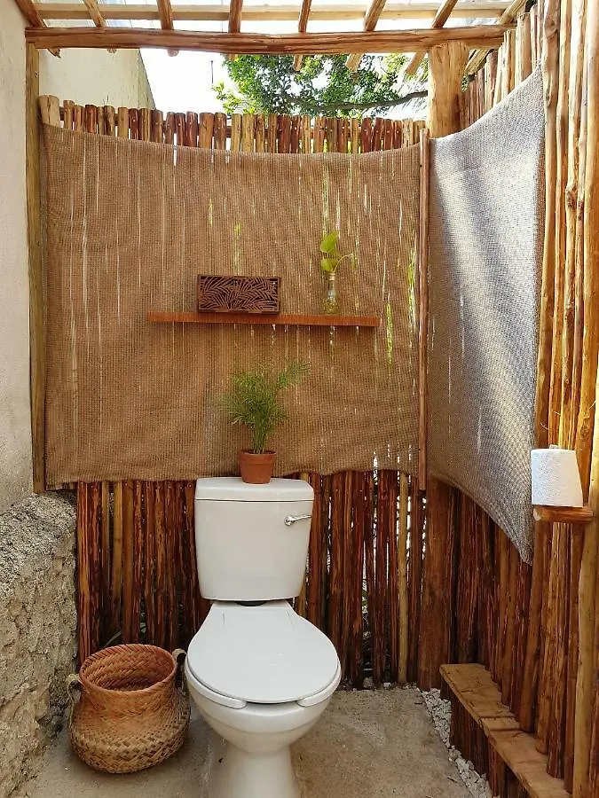 Camping El Buho Bacalar Eco-Cabanas Hostal