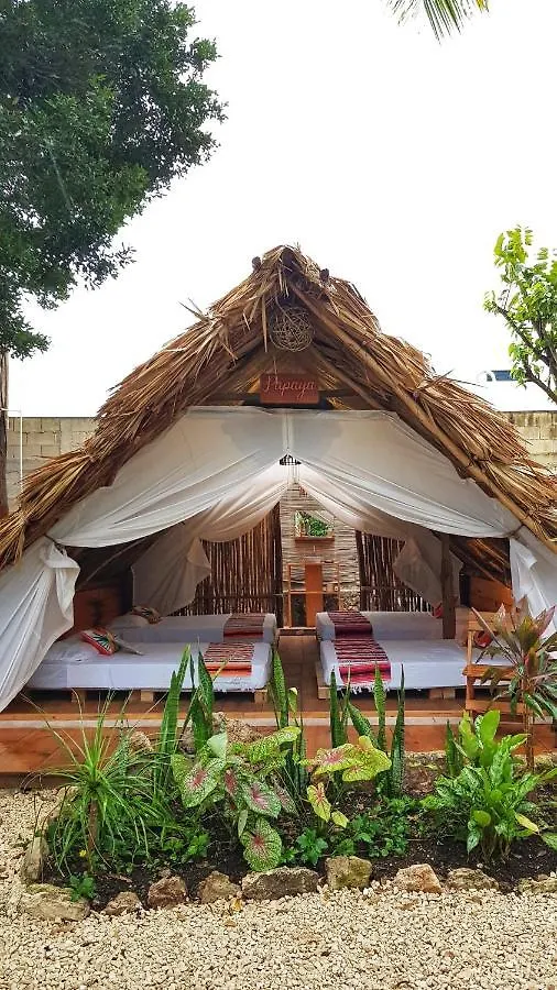 *** Camping El Buho Bacalar Eco-Cabanas Hostal Mexico